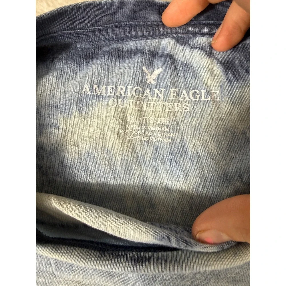 American Eagle T-Shirt Mens XXL Blue Tie Dye Acid Wash Cloud Print Tee